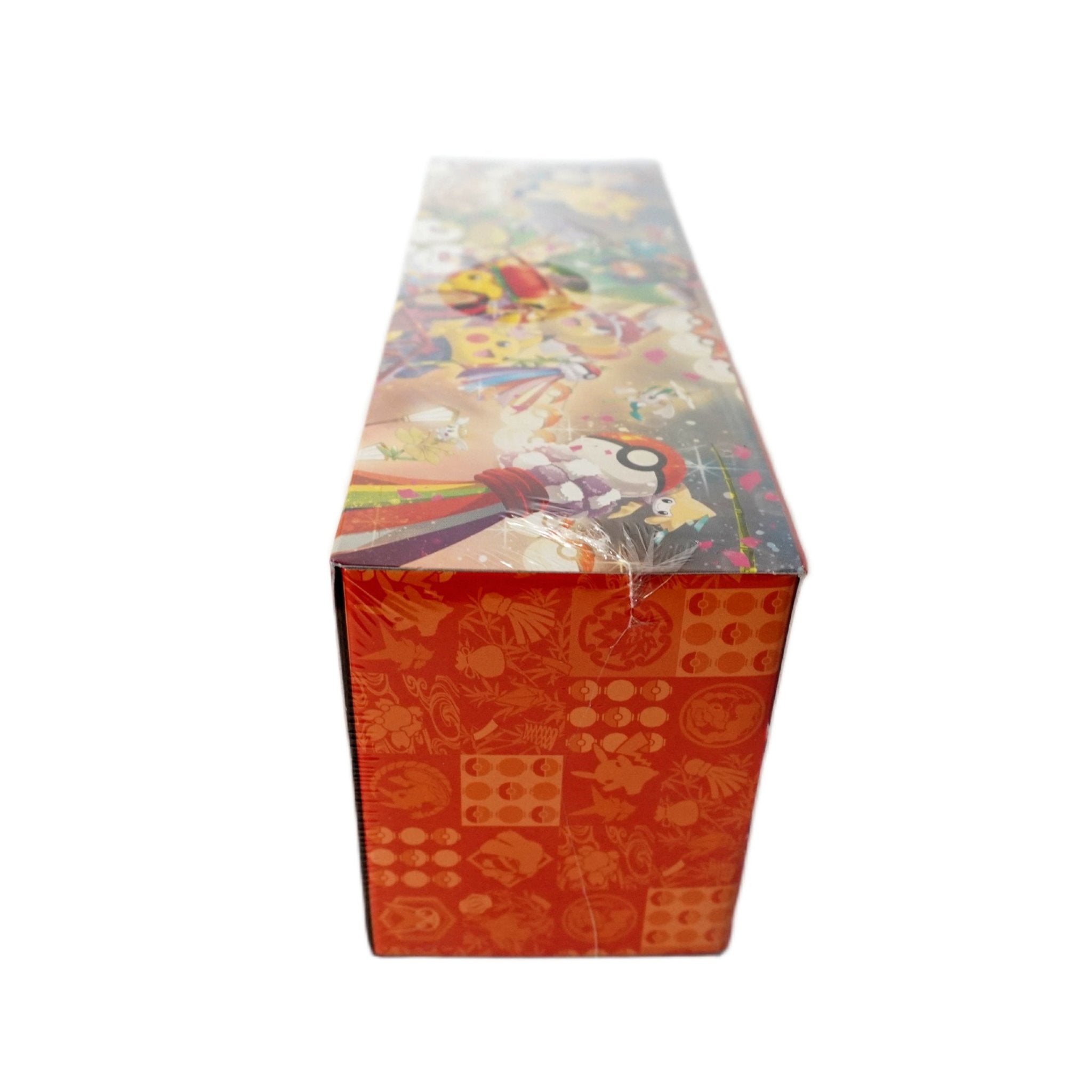 Linke Seitenansicht Pokémon Center Special Box Set Tohoku – Sammlerbox für Pokémon Karten bei Habibicards