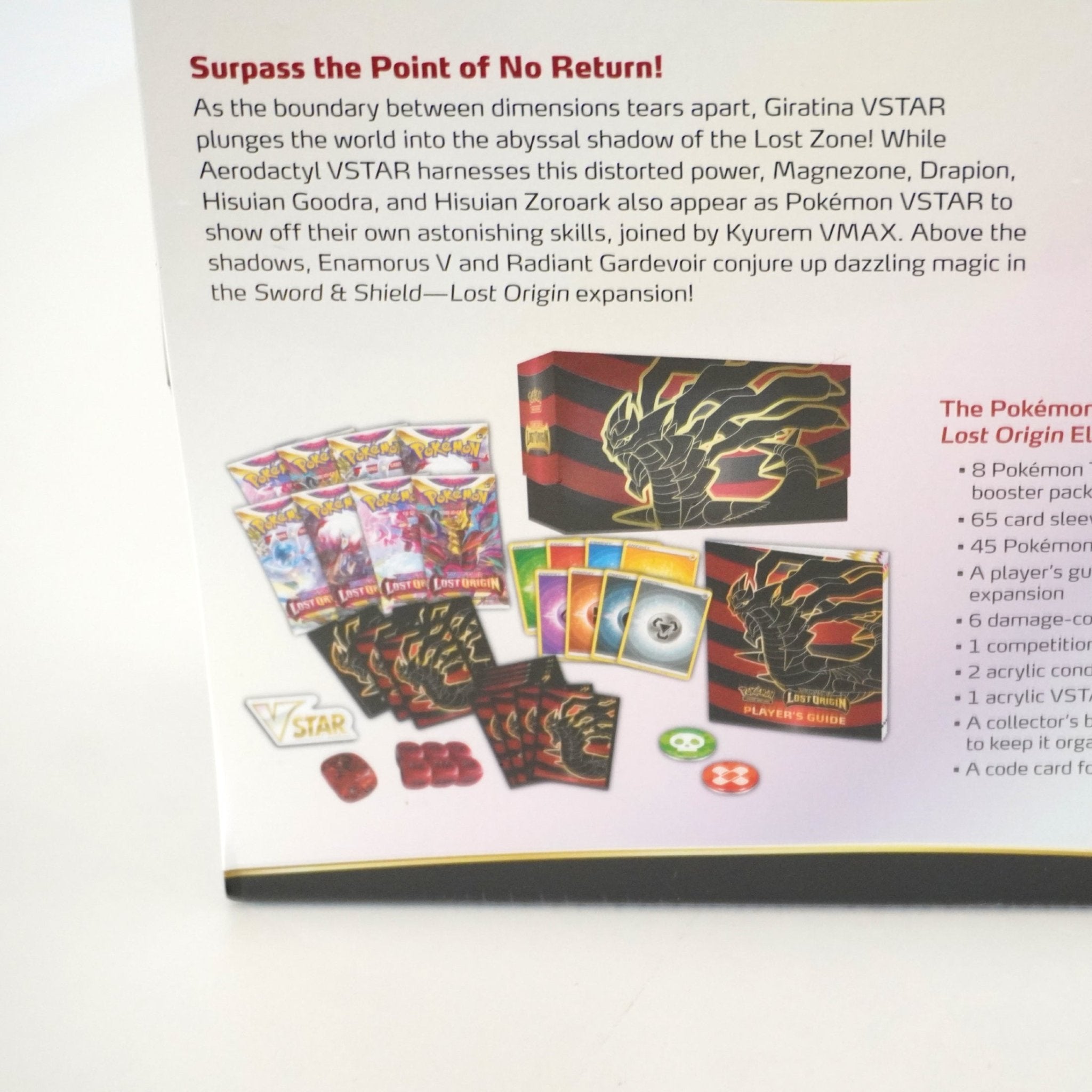 Pokémon Lost Origin Elite Trainer Box rechte Seite – offizielles Pokémon TCG Sammlerstück, englische Elite Trainer Box mit Boosterpacks und Zubehör kaufen bei Habibicards