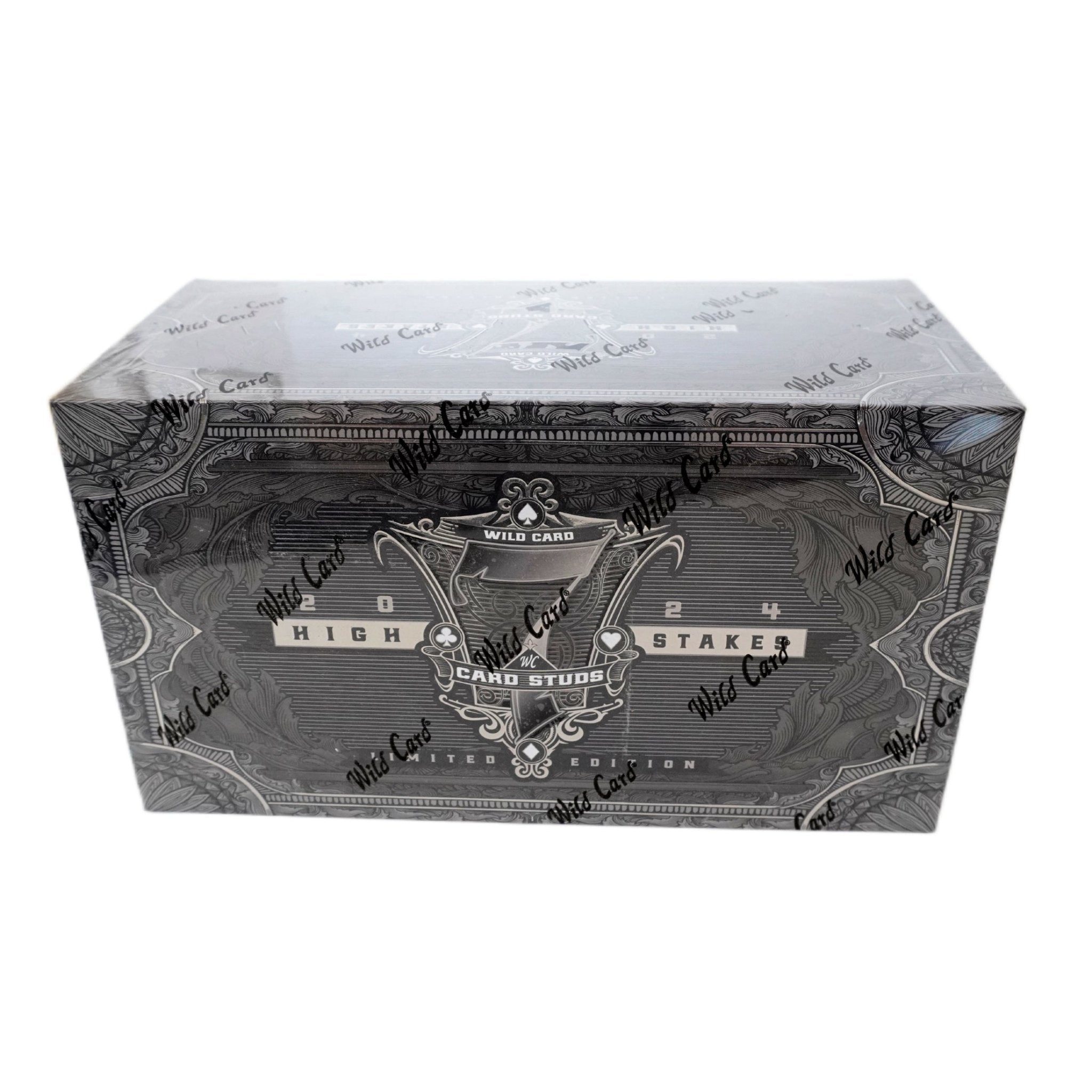 2024 Wild Card 7 Card Studs High Stakes Metal Edition QB Box Inhalt – Quarterback-Sammelkarten, Autogramme und exklusive Hits aus dem offiziellen Wild Card High Stakes Metal Football Trading Cards TCG Set 2024 online kaufen
