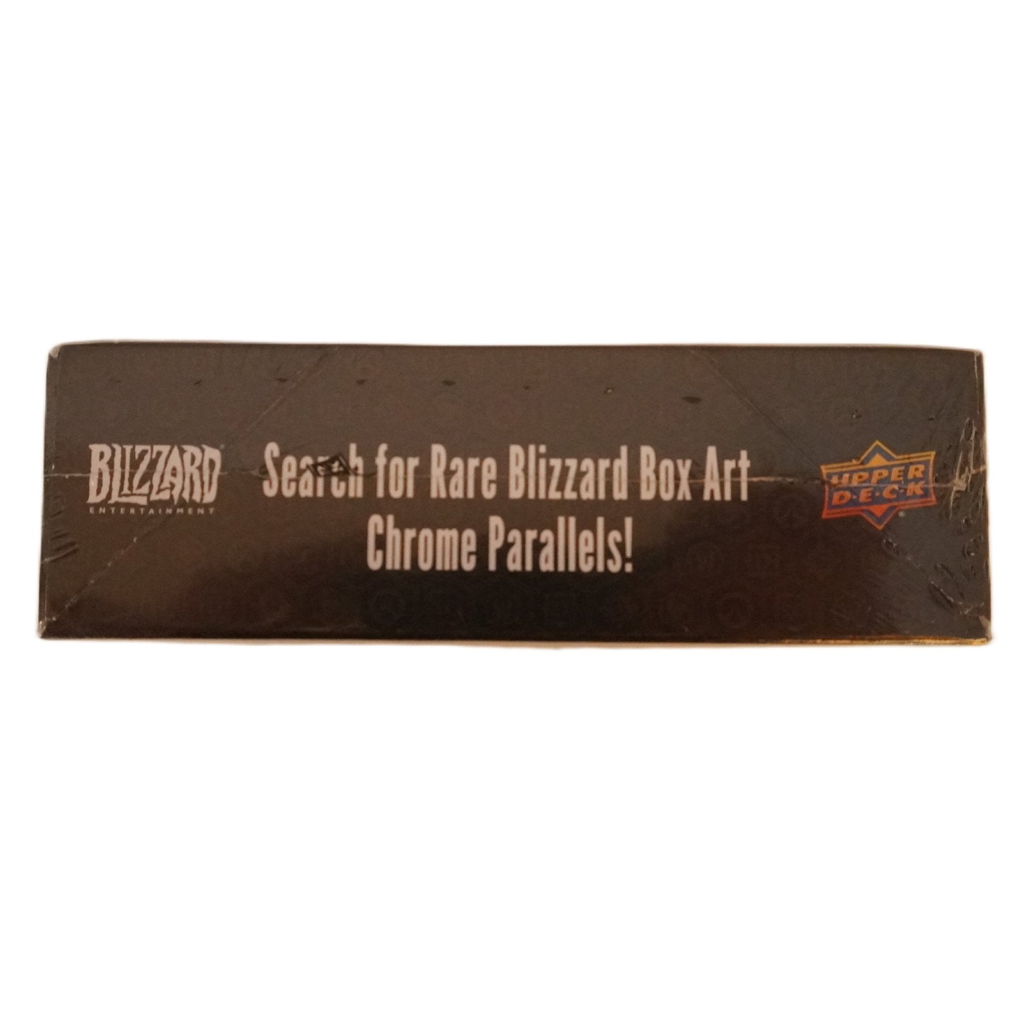 Blizzard Legacy Collection Box 2023 linke Seite – exklusive Trading Cards mit Charakteren aus Warcraft, Diablo, StarCraft und Overwatch kaufen bei Habibicards