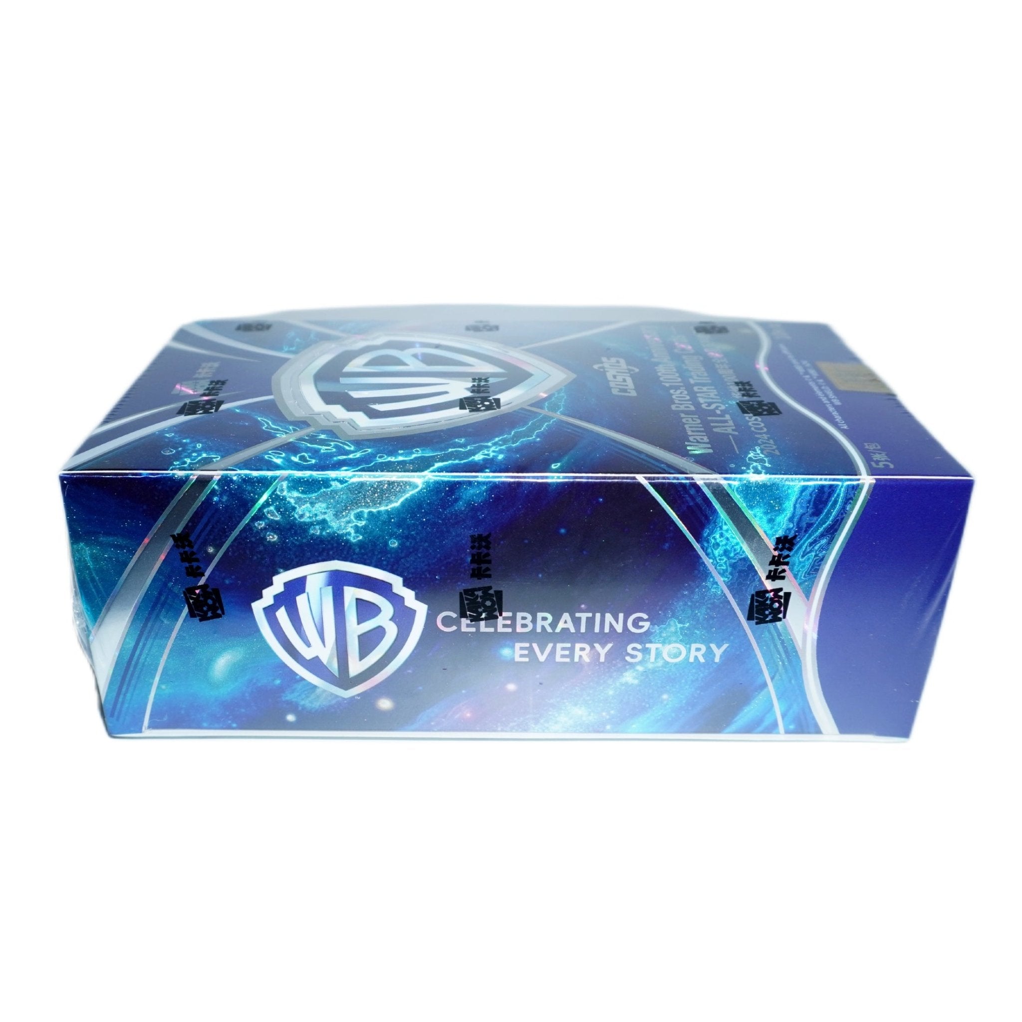 Kakawow Warner Bros 100th Anniversary Allstars Box 2025 rechte Seite – Warner Bros Trading Cards Box mit DC, Harry Potter, LOTR & Looney Tunes Highlights kaufen bei Habibicards