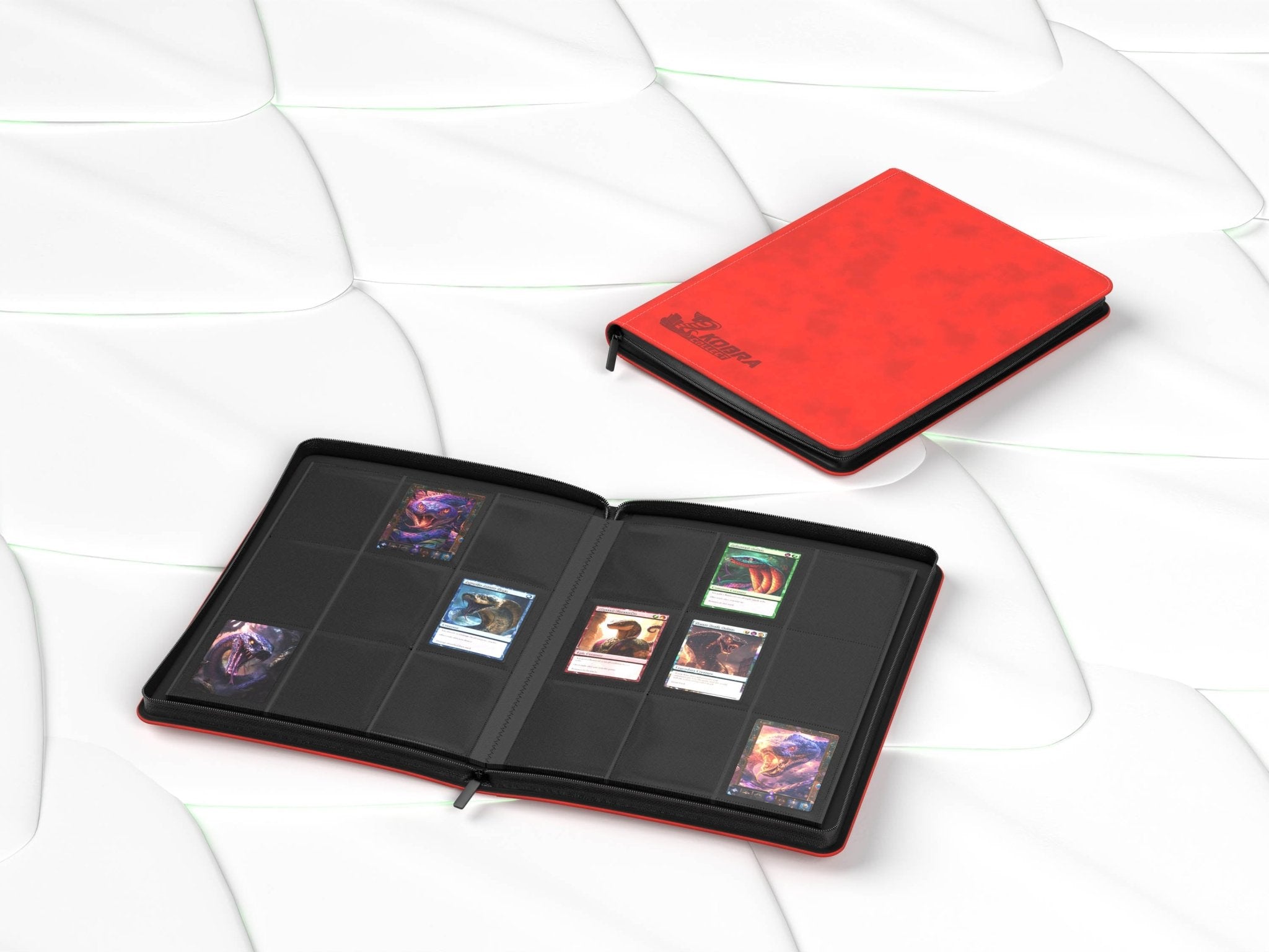 Kobra Collect 9-Pocket Premium Collectors Album Rot Vorderansicht – hochwertiger Sammelkarten Ordner mit Reißverschluss, stabile 9-Pocket Seiten für Pokémon, Yu-Gi-Oh!, One Piece und Sportkarten, kaufen bei Habibicards