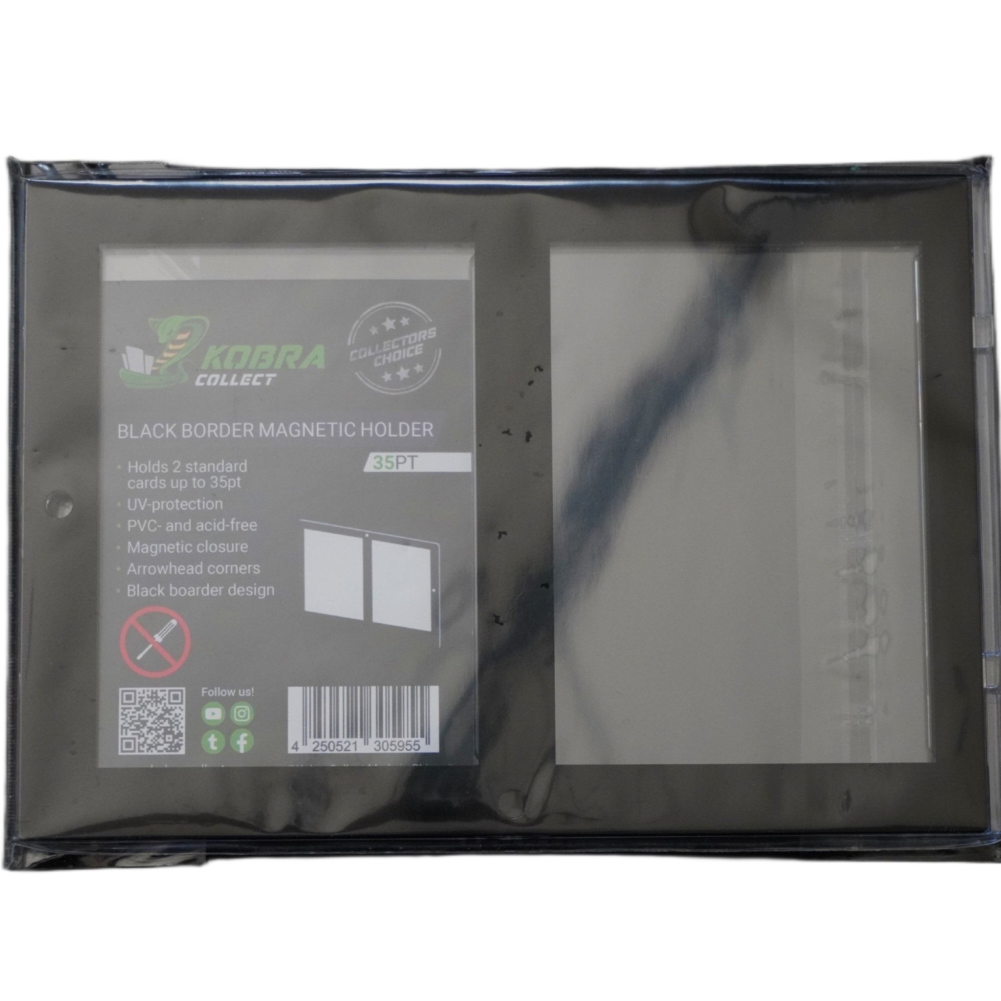 Kobra Collect Acryl 2 Card Magnetic Holder 35pt Seitenansicht – stabiler Acryl Kartenhalter mit UV-Protect, Black Border und Magnetverschluss für zwei Sammelkarten aus TCG & Sport kaufen bei Habibicards