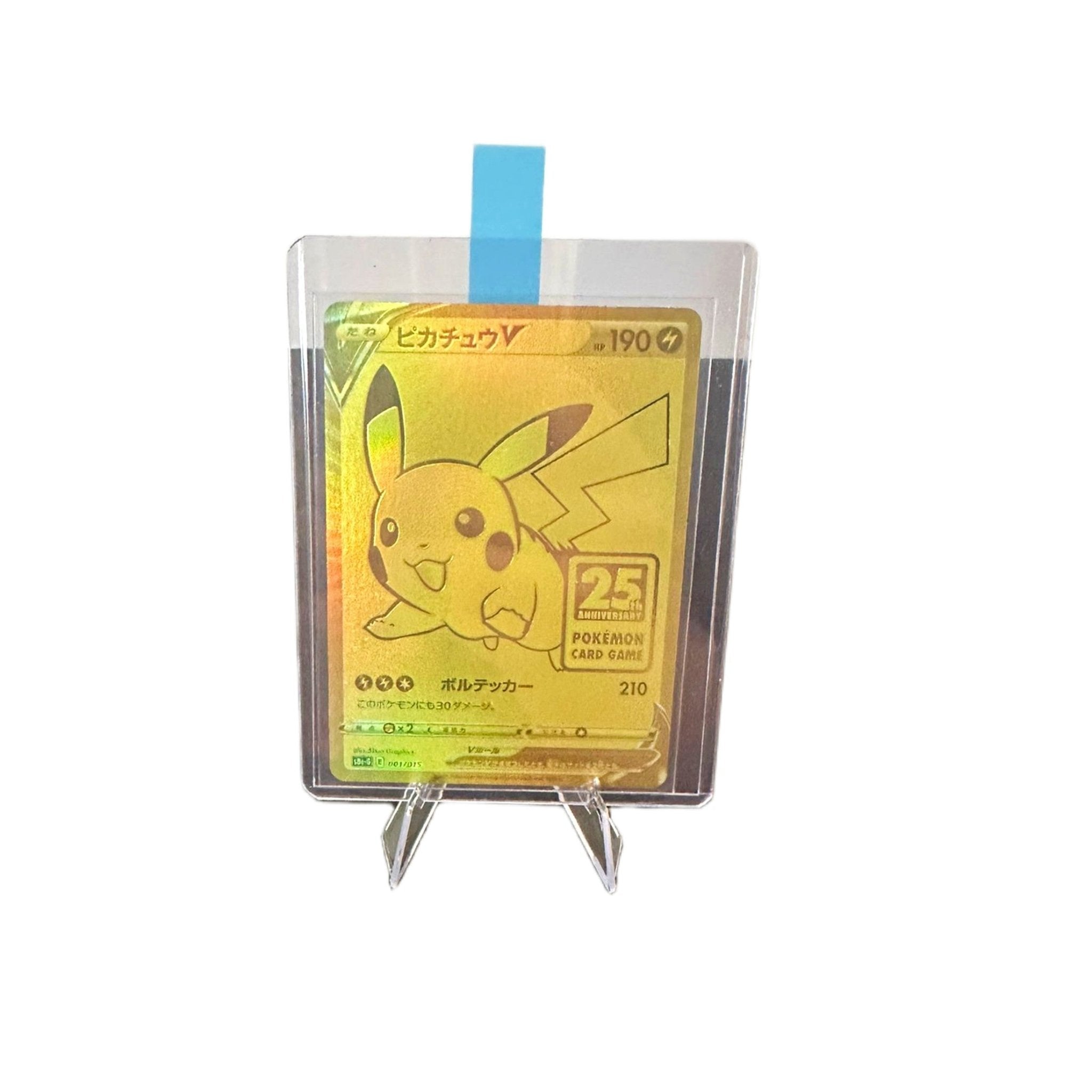 Kobra Collect Universal Acryl Stand linke Seite – offizielles TCG Zubehör, Acryl Kartenständer für Display von Trading Cards wie Pokémon, Yu-Gi-Oh!, One Piece, Magic und Sportkarten kaufen bei Habibicards